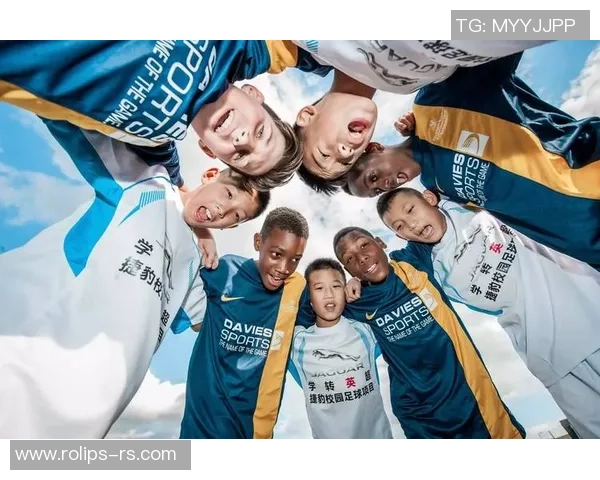 足球星视界2017年12月特别报道 聚焦全球足球盛事与明星动向