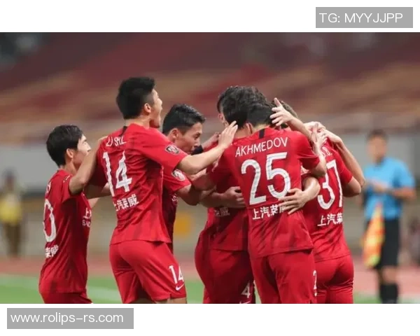 葡萄牙足球豪门签约上海上港球星引发关注球员新挑战迎来机会